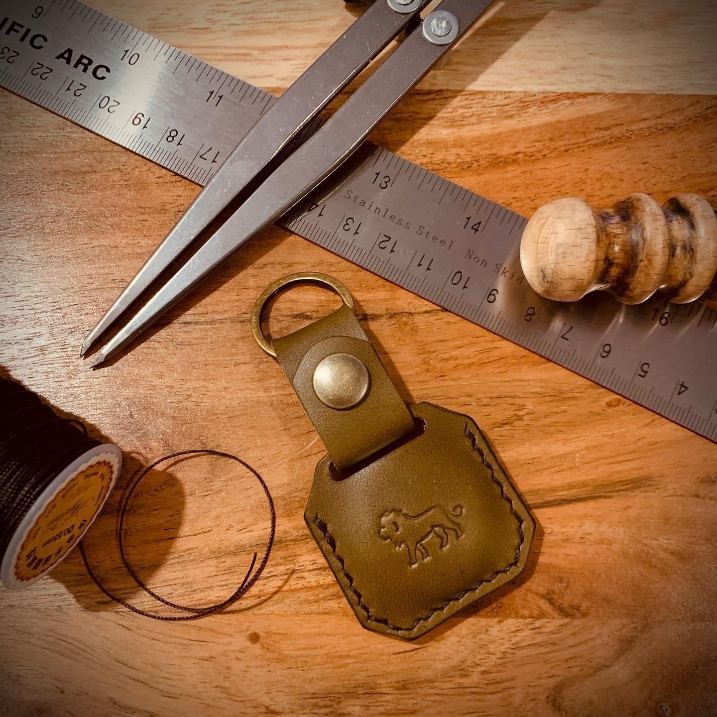 The Finder - Apple Air Tag Keychain
