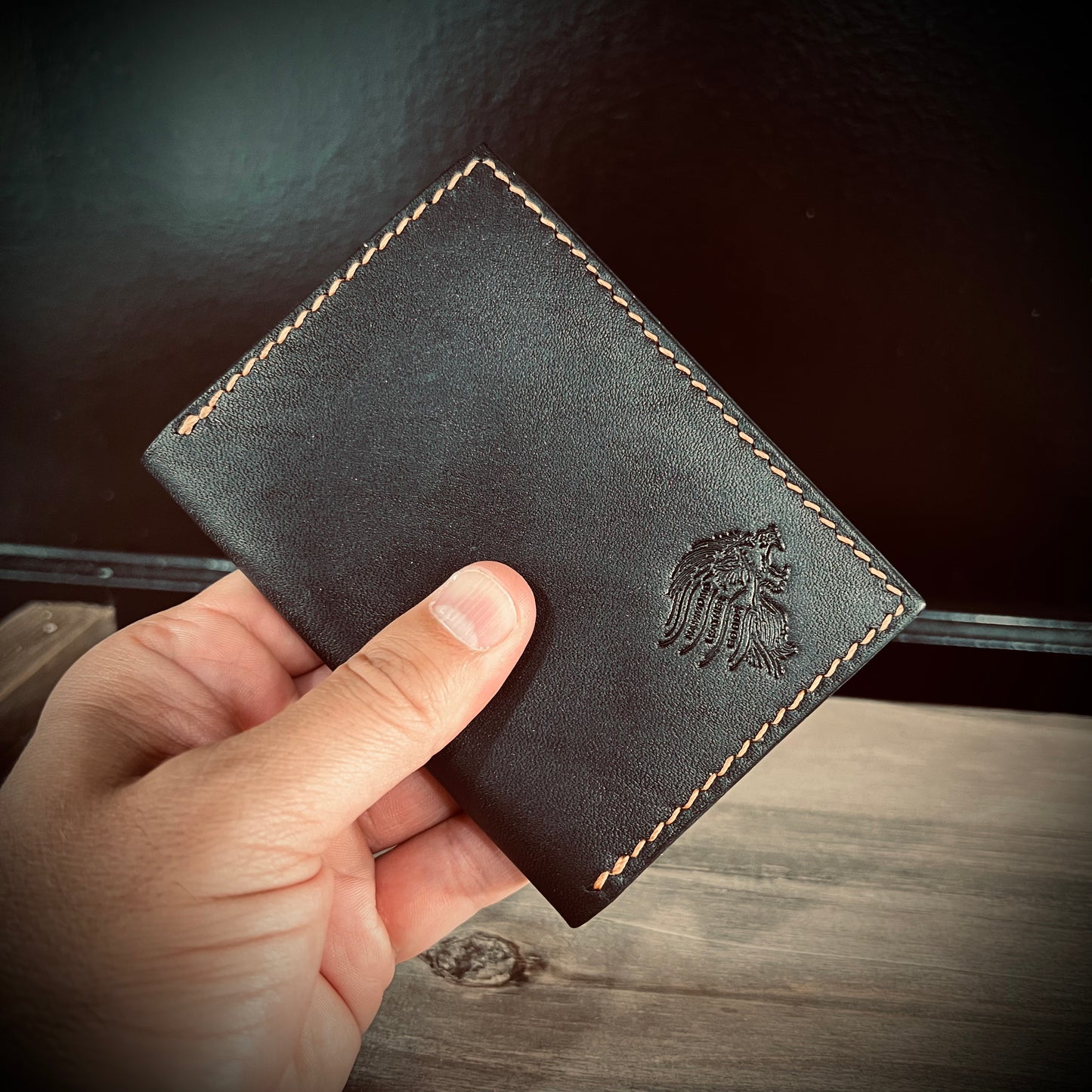 The Black & Tan - Vertical Wallet